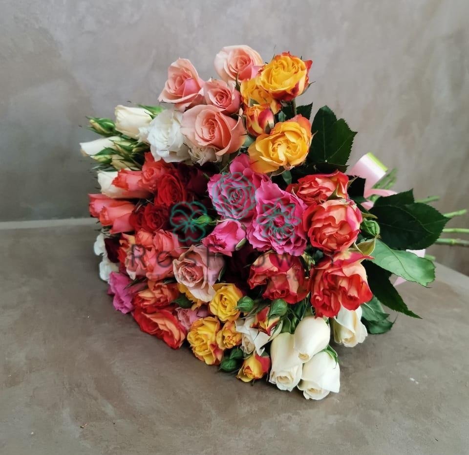 Букет цветов из: Розы в Прогрессе