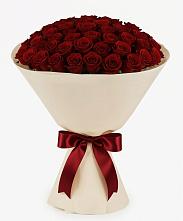 Букет 101 Бордовая роза Блэк Бакарра в Прогрессе