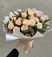 Букет Кремовые розы Латте в Прогрессе