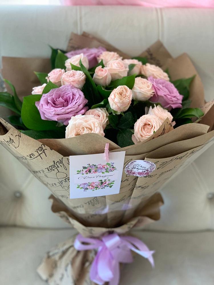 Букет цветов из: Розы в Прогрессе