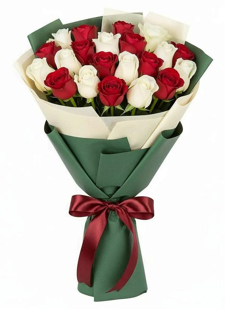 Букет Микс из красных и белых роз в Прогрессе