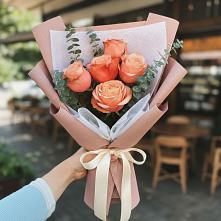 Букет цветов из:  Розы в Прогрессе