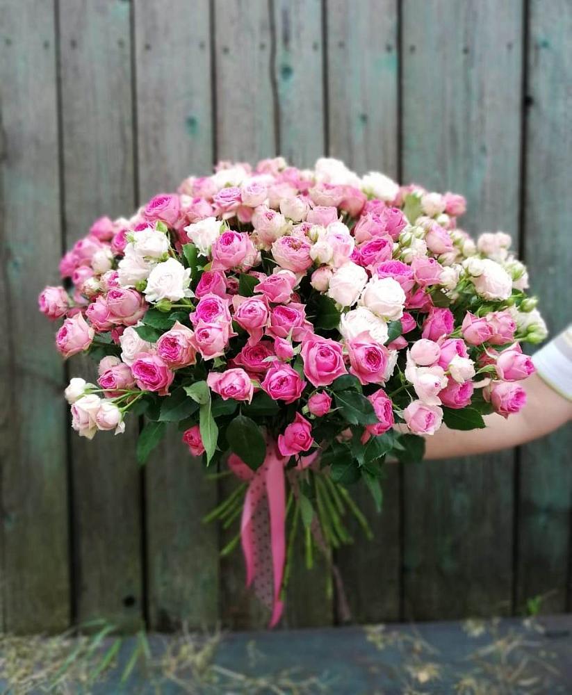 Букет Розовые кустовые розы Натали и Лав Лидия в Прогрессе