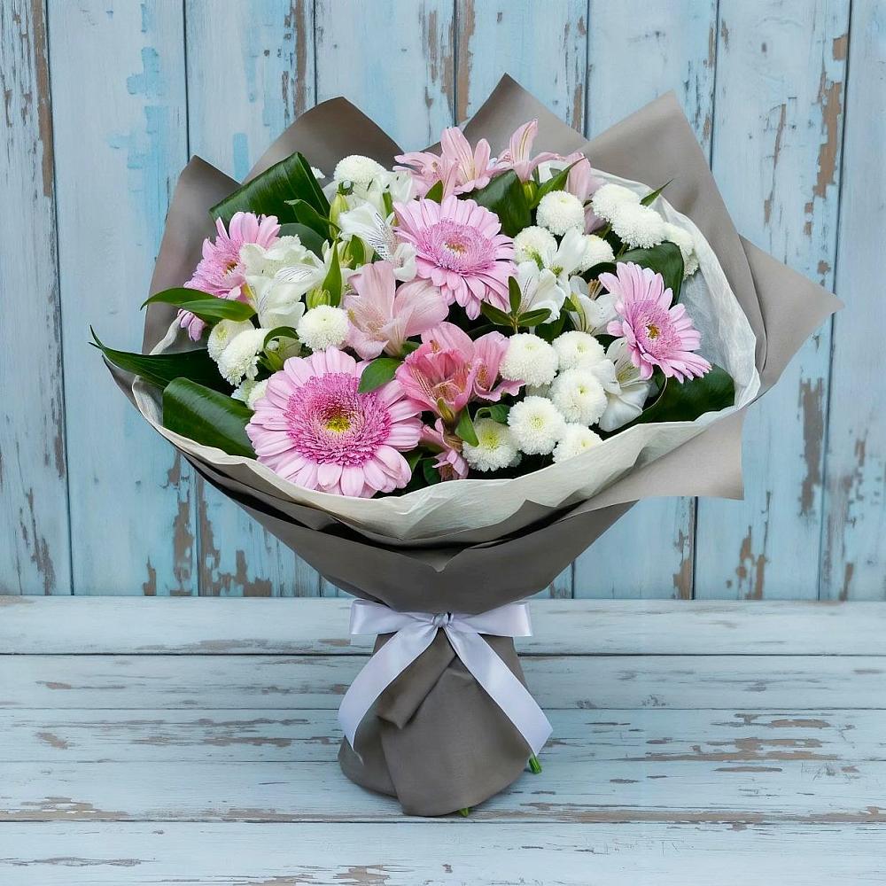 Букет цветов из: Герберы, Альстромерии и Хризантемы в Прогрессе