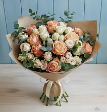 Букет цветов из:  Альстромерии и Розы в Прогрессе