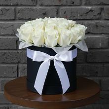 Цветочная композиция из Розы в шляпной коробке #REPLACE_PRED# Прогрессе